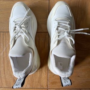 Stella McCartney white leather sneaker